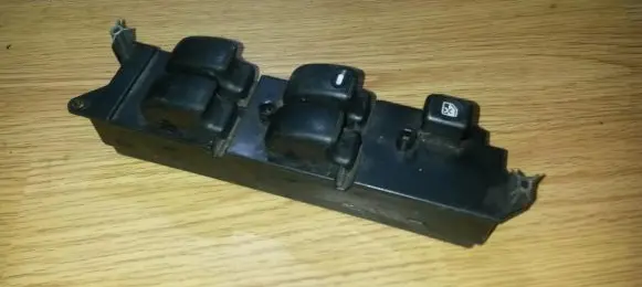 Mitsubishi Galant Electric window control switch mr252815