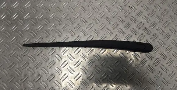 Hyundai i30 Rear wiper blade arm