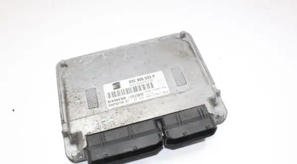 Seat Ibiza IV (6J,6P) Engine control unit/module 03E906033P