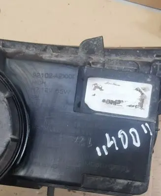 KIA Ceed Headlight/headlamp 92102A2XXX