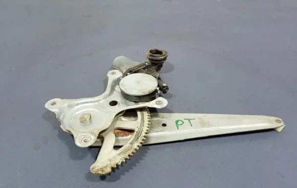 Toyota Camry Rear door window regulator with motor
