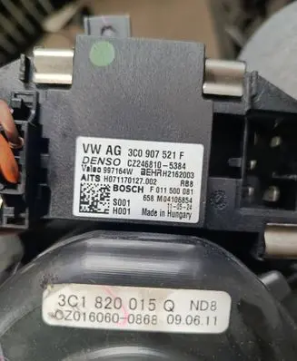 Volkswagen Golf VI Heater blower motor/fan resistor 3C0907521F 3C1820015Q