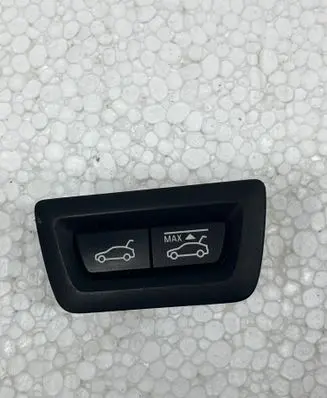 BMW 5 GT F07 Tailgate opening switch 9302262