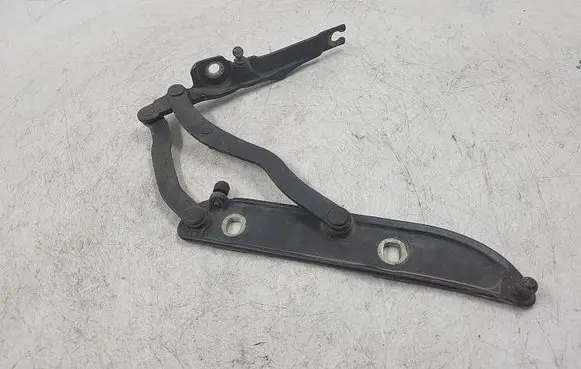 BMW 3 E46 Tailgate/trunk/boot hinge 