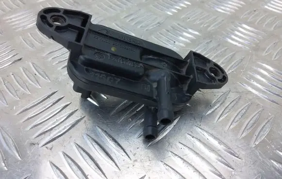 Citroen C4 I Picasso Exhaust gas pressure sensor 9645022680