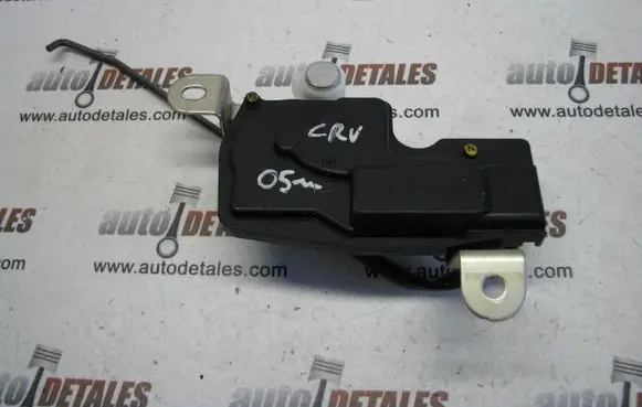 Honda CR-V Tailgate window lock/catch/latch 