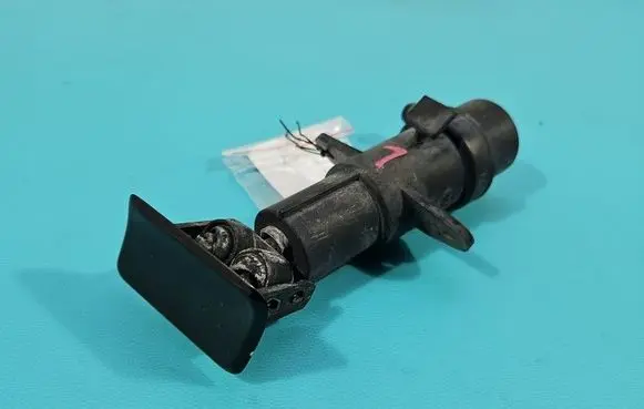BMW X3 E83 Headlight washer spray nozzle 7001949 IMPRK1557775