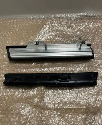 Ford Mustang VI Convertible roof line/pipe/hose 90000111335