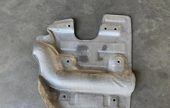 Opel Astra K Exhaust heat shield 39146671 7510467AA