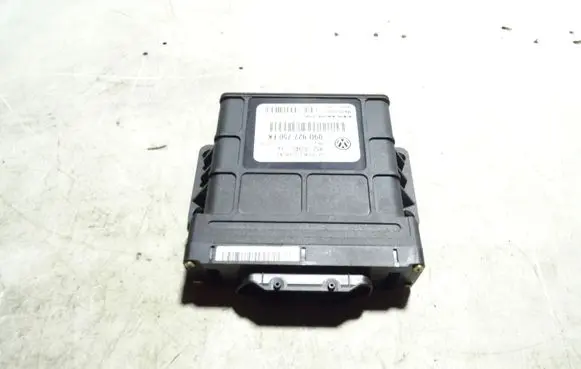 Audi Q7 4L Gearbox control unit/module 09D927750FK