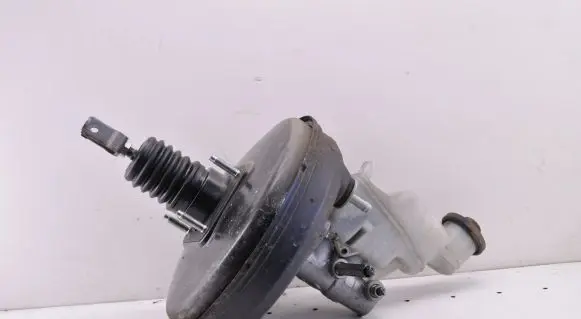 Toyota Verso-S Brake booster 13101018530 LHD