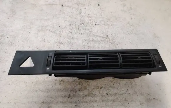Volkswagen Transporter - Caravelle T4 Dash center air vent grill 7D1819703B 7D1819709