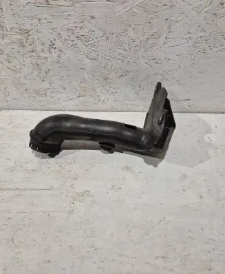 Mazda CX-7 Air intake duct part R2AX13201