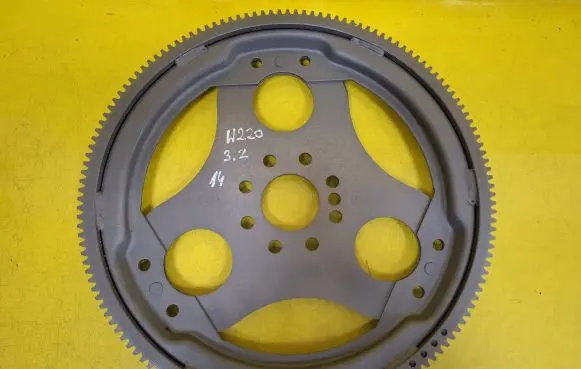 Mercedes-Benz S W220 Flywheel 1120320247