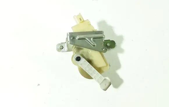 Toyota Yaris Tailgate boot lock/latch motor 220908