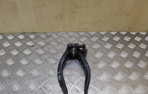 Other front suspension part