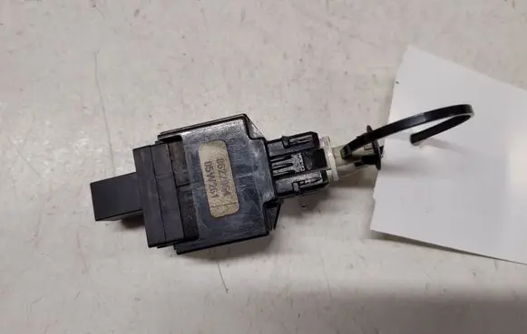 Volvo XC90 Brake pedal sensor switch 8622064 05W261