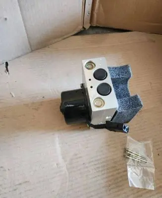 Volkswagen Golf IV ABS Pump 1J0614417A 10039922494