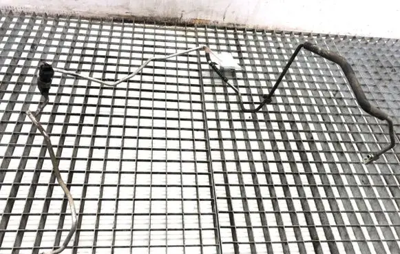 Suzuki Swift I Air conditioning (A/C) pipe/hose 