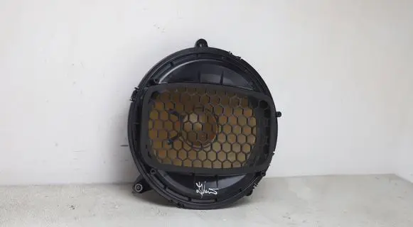 Audi A3 S3 8V Subwoofer speaker 8V0035412