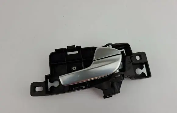 Peugeot 207 Front door interior handle 6M21U22600