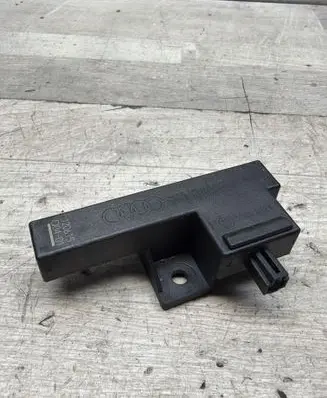 Audi A6 S6 C7 4G Keyless (KESSY) go control unit/module 8K0907247
