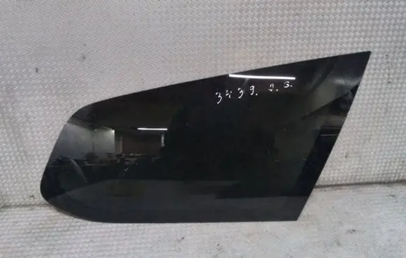 Ford Focus Rear side window