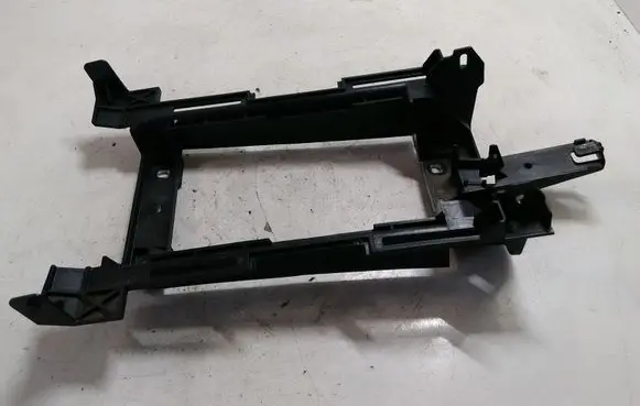 Other center console (tunnel) element