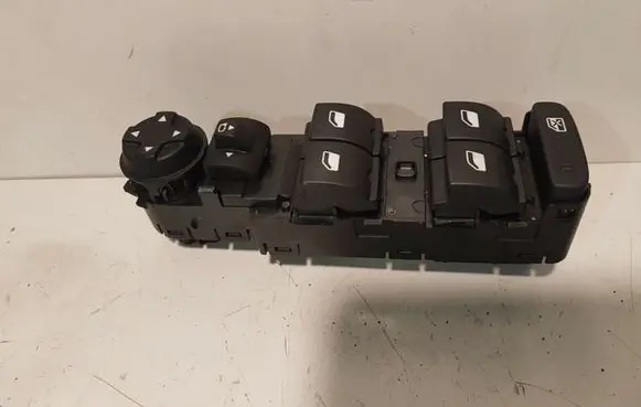 Peugeot 3008 II Electric window control switch 98248411ZD