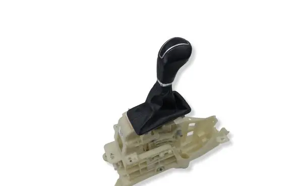 Hyundai Santa Fe Gear shifter/selector 467002WXXX