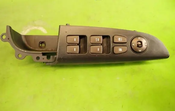 Hyundai Santa Fe Electric window control switch S82730-3K010HZ