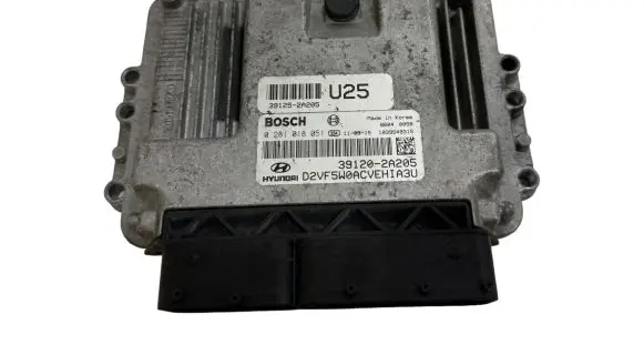 Hyundai i40 Engine control unit/module 391202A205 391252A205 0281018051
