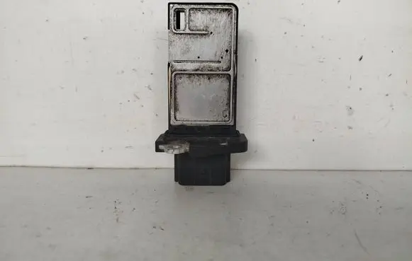 Nissan Primera Mass air flow meter AFH70M38