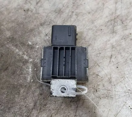 Ford Mondeo MK IV Glow plug pre-heat relay 9M5Q12A343AA