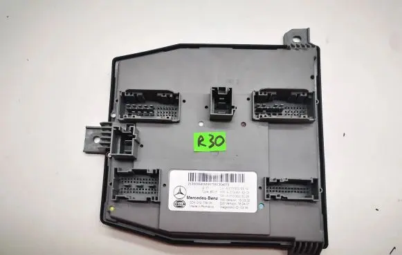 Mercedes-Benz E W213 SAM control unit A2139005315 A2139023209