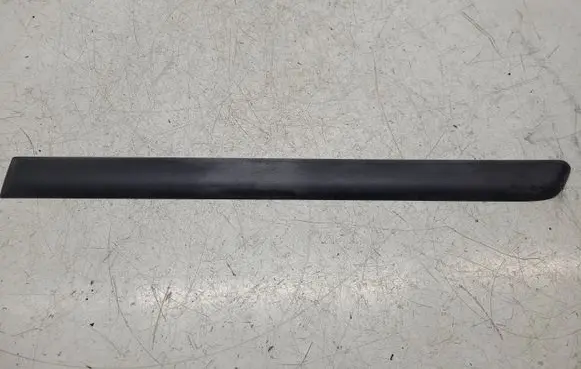 Mercedes-Benz A W168 Front door trim (molding) A1686982362
