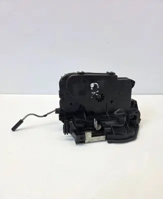 BMW 3 E90 E91 Rear door lock 7060296