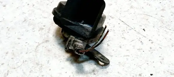 Peugeot 306 Horn signal 011157