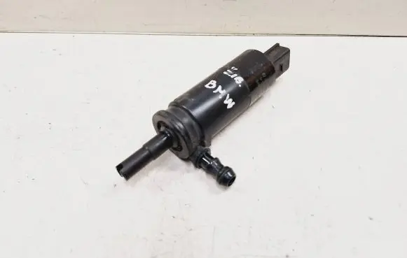 BMW 5 E60 E61 Headlight washer pump 6973097 577863
