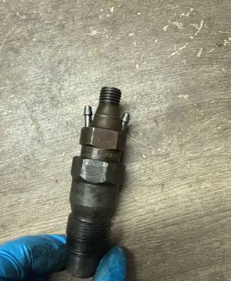 BMW 3 E30 Fuel injector 30S57