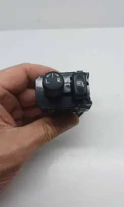 Subaru Outback Wing mirror switch 83061AJ000