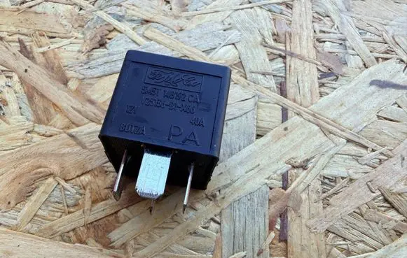 Jaguar XF X250 Other relay 5M5T14B192CA V23136B1X66