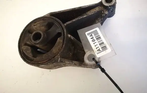 Opel Astra H Engine mount bracket 13125635