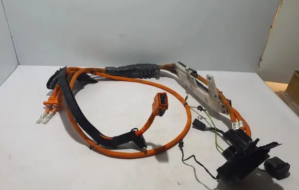 Volvo C40 Electric car charge socket 32264997