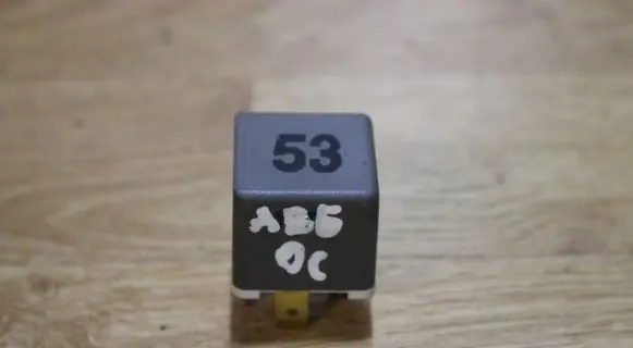 Audi A4 S4 B5 8D Other relay 141951253B