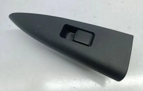 Nissan Note (E11) Electric window control switch 25411ED00B 829609410A