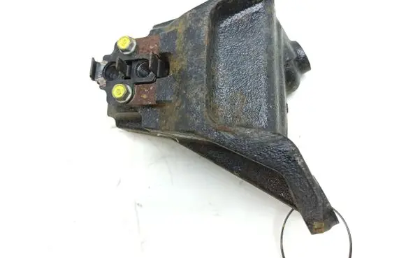 Hyundai i40 Gearbox mounting bracket