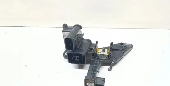 BMW 1 F20 F21 Current control relay 9296150