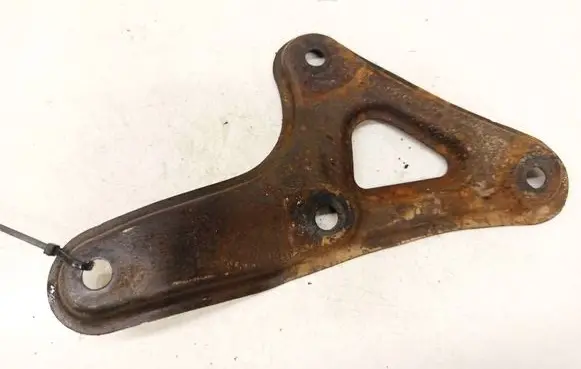 Toyota Corolla Verso AR10 Engine mounting bracket 