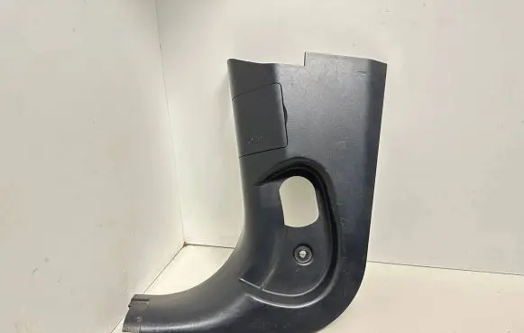 BMW X3 E83 Foot area side trim 223399 47051423